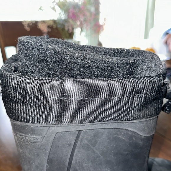 Lined Kamik Snow Boots - Picture 7 of 7